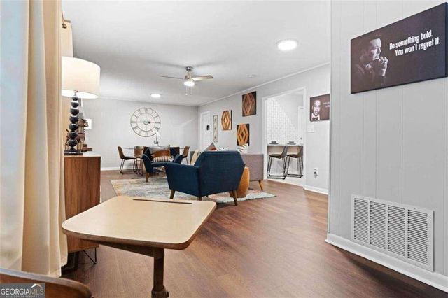 1609 Bridgeport Drive NW, Atlanta, GA 30318