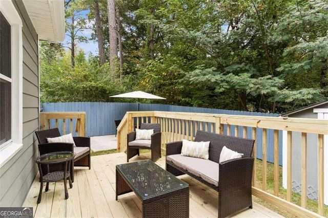 1609 Bridgeport Drive NW, Atlanta, GA 30318
