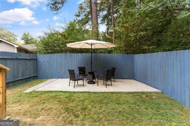 1609 Bridgeport Drive NW, Atlanta, GA 30318
