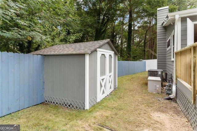 1609 Bridgeport Drive NW, Atlanta, GA 30318