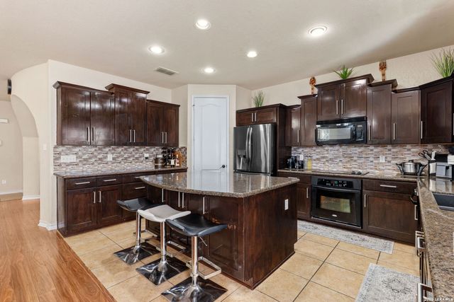 4234 Woodbridge Way, San Antonio, TX 78257