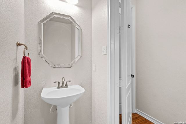 4234 Woodbridge Way, San Antonio, TX 78257