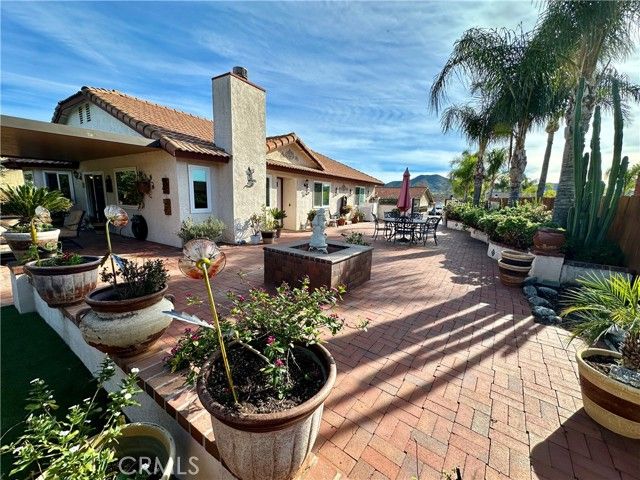 23856 Outrigger, Canyon Lake, CA 92587