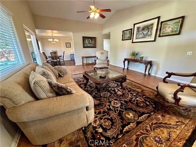 23856 Outrigger, Canyon Lake, CA 92587