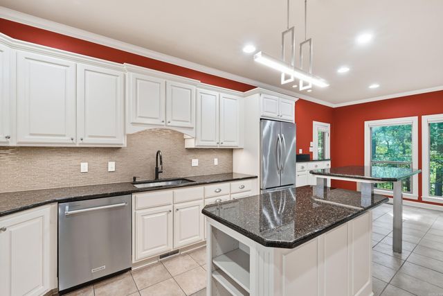 3 Arles Drive, Little Rock, AR 72223