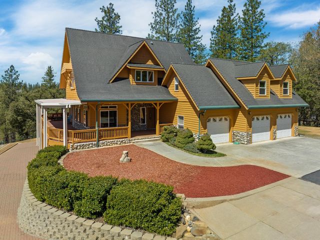 717 Swanson Ln, Colfax, CA 95713