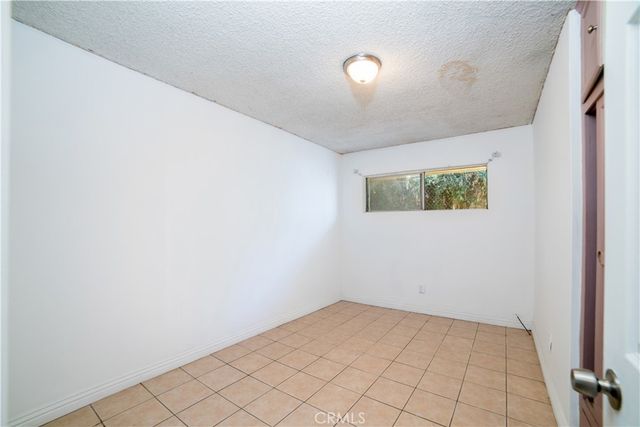 10915 Limonite, Jurupa Valley, CA 91752