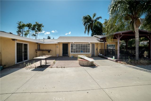 10915 Limonite, Jurupa Valley, CA 91752