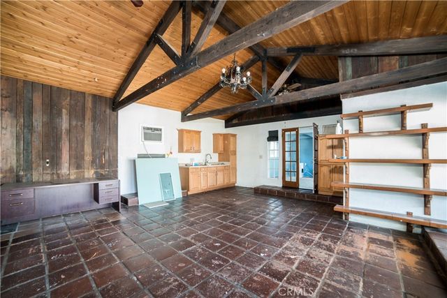 10915 Limonite, Jurupa Valley, CA 91752