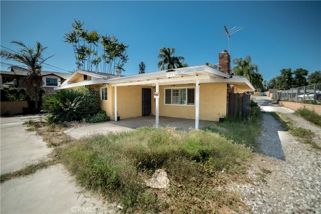 10915 Limonite, Jurupa Valley, CA 91752