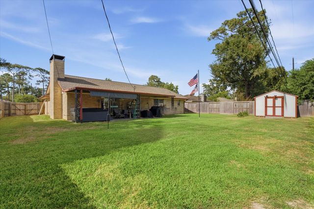 9814 Bayou Woods Drive, Baytown, TX 77521