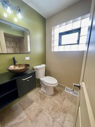 1039 W 103rd Street, Chicago, IL 60643