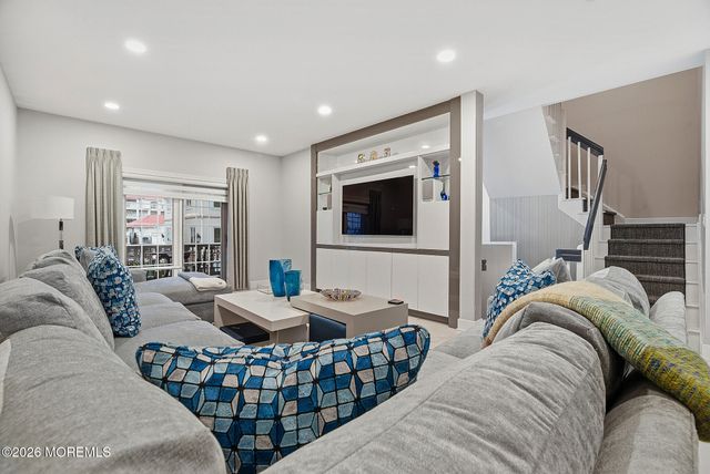 17 Riviera Drive, Long Branch, NJ 07740