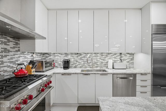 17 Riviera Drive, Long Branch, NJ 07740