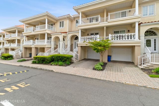 17 Riviera Drive, Long Branch, NJ 07740