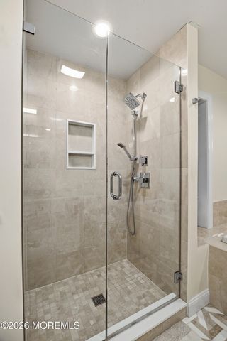 17 Riviera Drive, Long Branch, NJ 07740