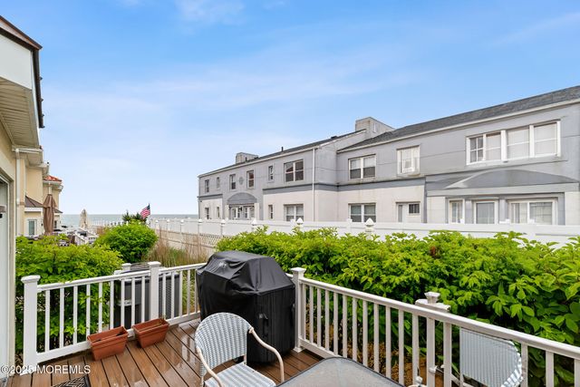17 Riviera Drive, Long Branch, NJ 07740
