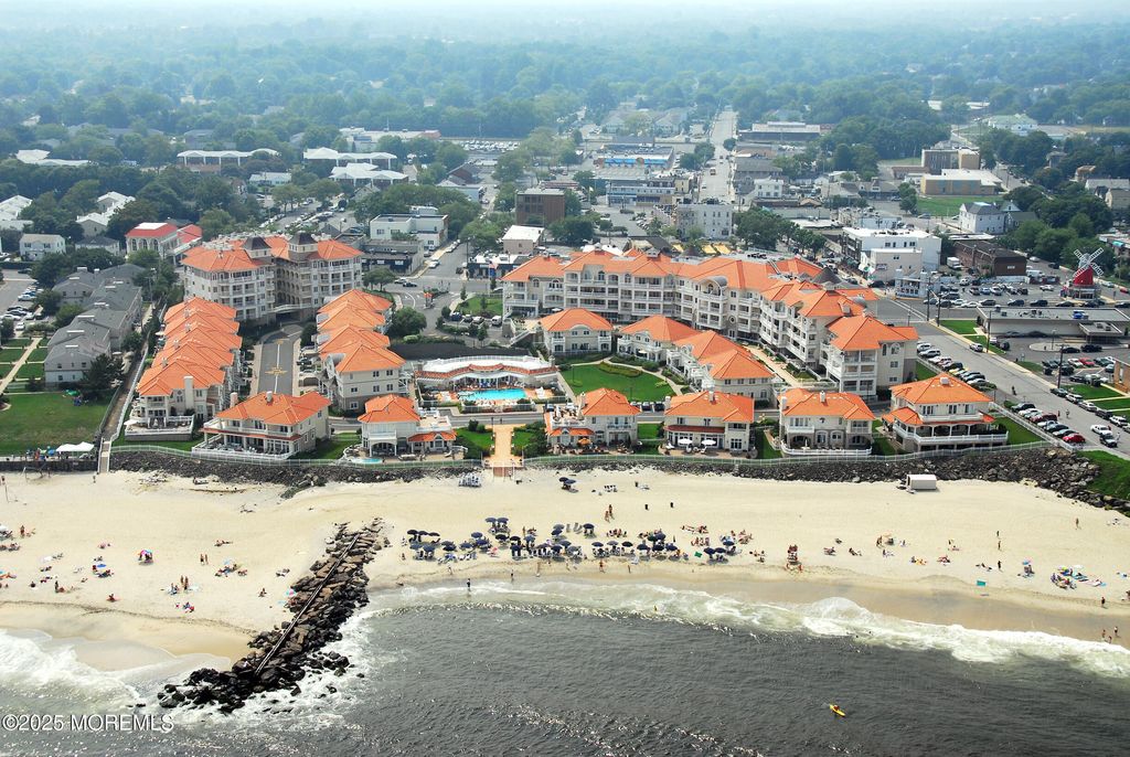 17 Riviera Drive, Long Branch, NJ 07740