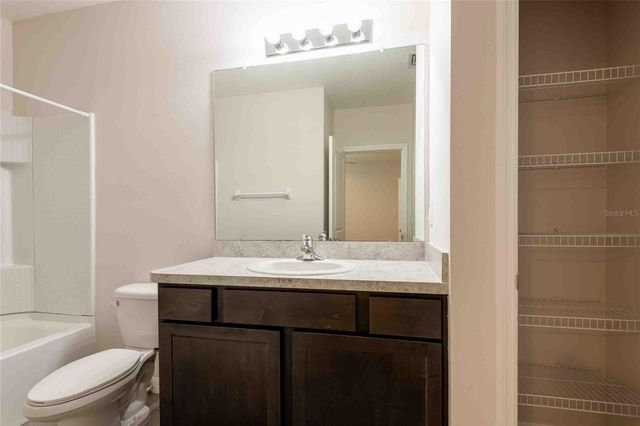 8668 FALLING BLUE PLACE, Riverview, FL 33578