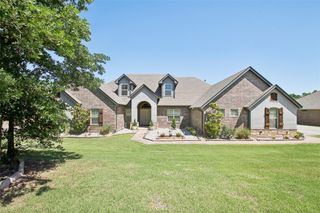 5625 Courtland Lane, Choctaw, OK 73020