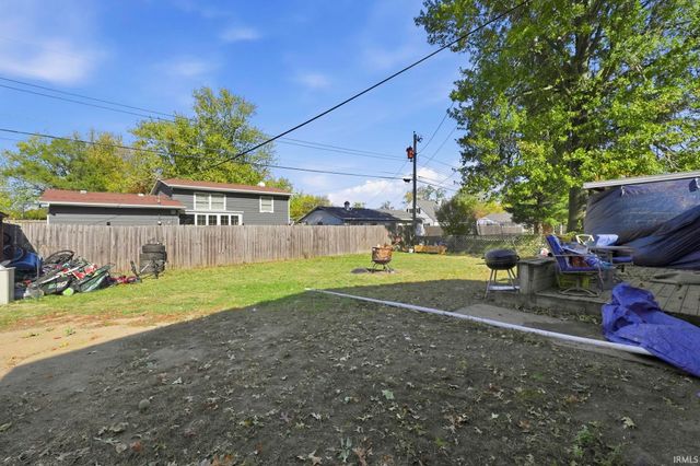 1922 Legoma Drive, Fort Wayne, IN 46819