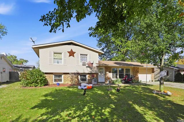 1922 Legoma Drive, Fort Wayne, IN 46819