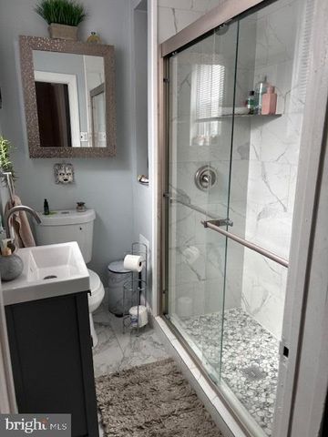 208 MORRIS ST, Gloucester City, NJ 08030