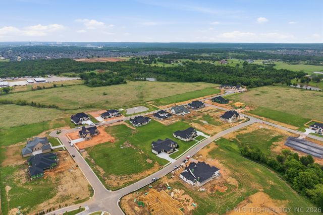 431 W 139th Street S, Bixby, OK 74008