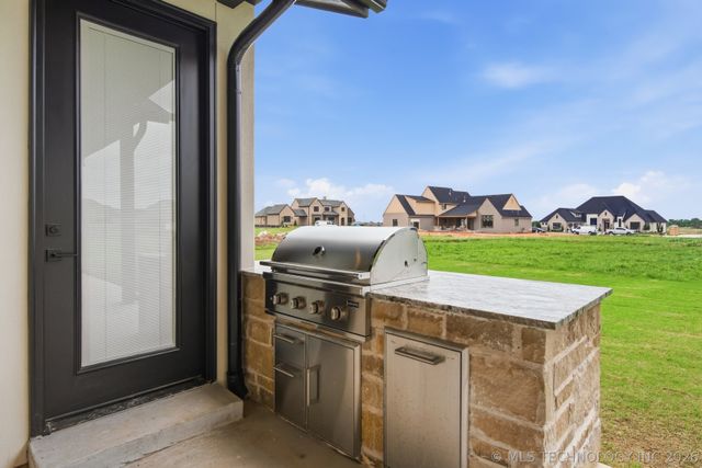 431 W 139th Street S, Bixby, OK 74008