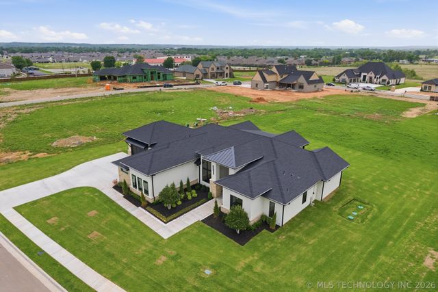 431 W 139th Street S, Bixby, OK 74008