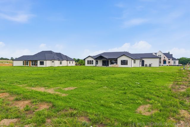 431 W 139th Street S, Bixby, OK 74008