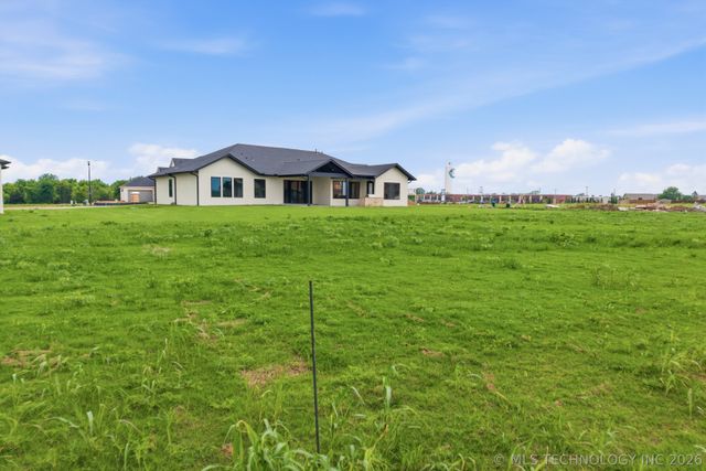 431 W 139th Street S, Bixby, OK 74008