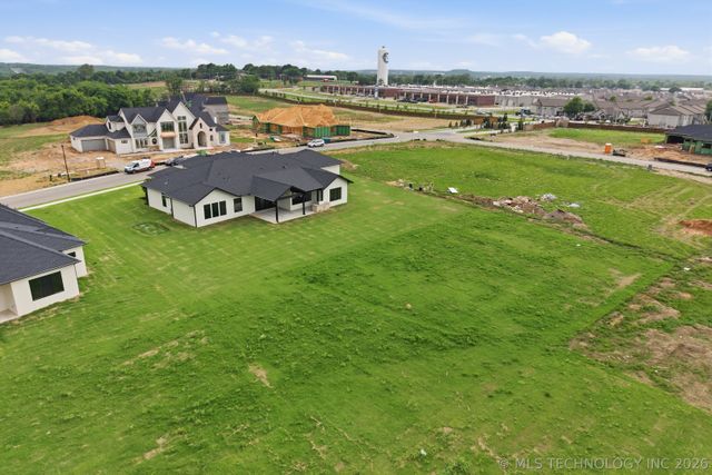 431 W 139th Street S, Bixby, OK 74008