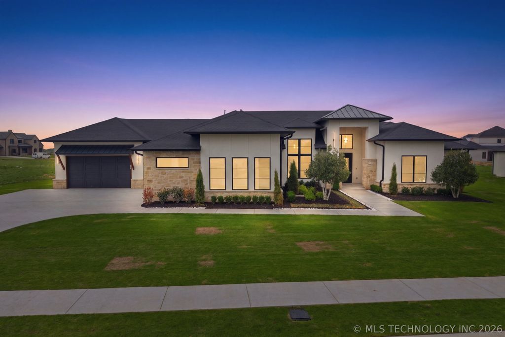 431 W 139th Street S, Bixby, OK 74008