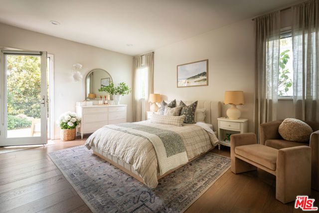12047 Summit Circle, Beverly Hills, CA 90210