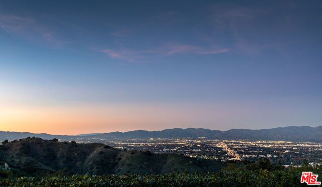 12047 Summit Circle, Beverly Hills, CA 90210