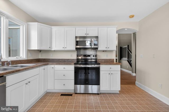 18609 BROADFIELD DR, Lewes, DE 19958