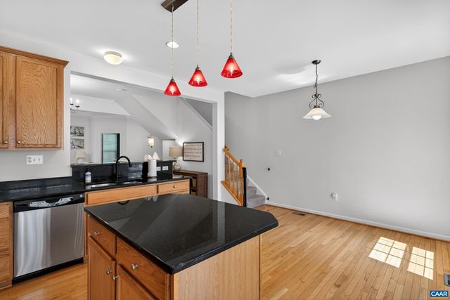 2417 ABINGTON DR, Charlottesville, VA 22911
