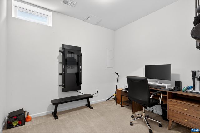 2417 ABINGTON DR, Charlottesville, VA 22911