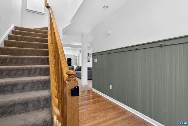 2417 ABINGTON DR, Charlottesville, VA 22911