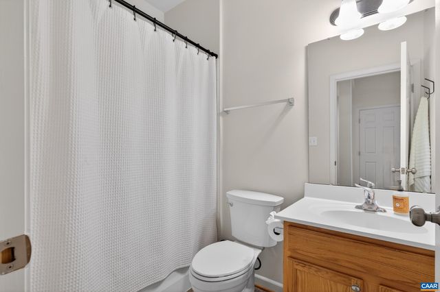 2417 ABINGTON DR, Charlottesville, VA 22911