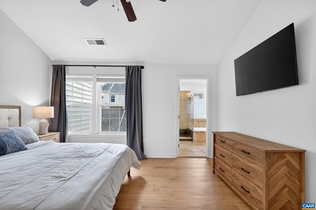 2417 ABINGTON DR, Charlottesville, VA 22911