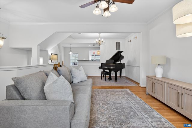 2417 ABINGTON DR, Charlottesville, VA 22911