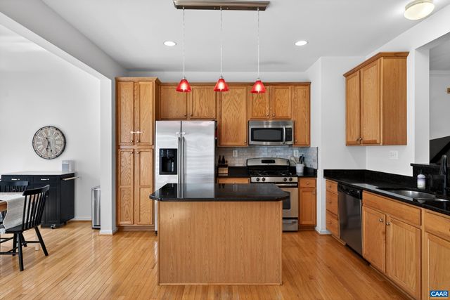 2417 ABINGTON DR, Charlottesville, VA 22911