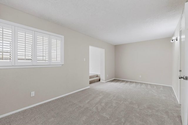 7200 Wren Walk Drive NE, Albuquerque, NM 87109