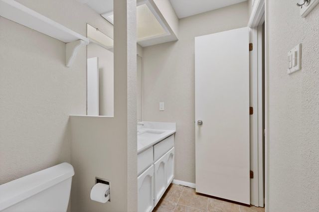7200 Wren Walk Drive NE, Albuquerque, NM 87109