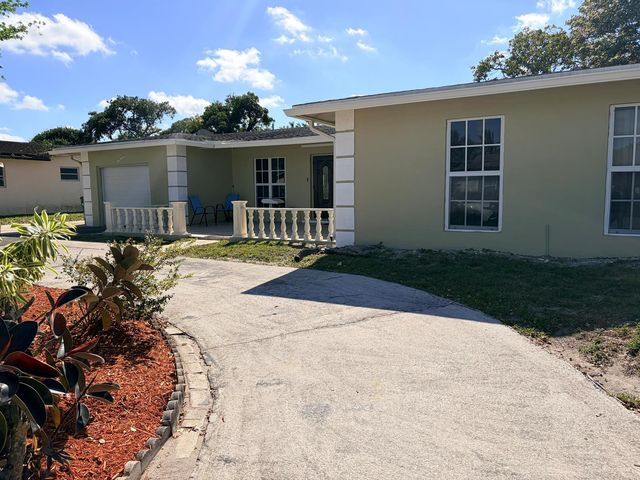 511 SW 63rd Terrace, Margate, FL 33068