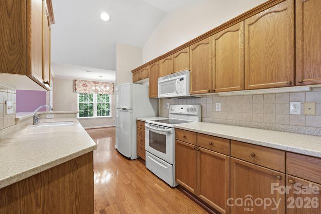228 Oak Village Parkway, Mooresville, NC 28117
