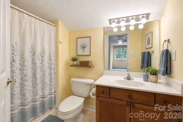228 Oak Village Parkway, Mooresville, NC 28117