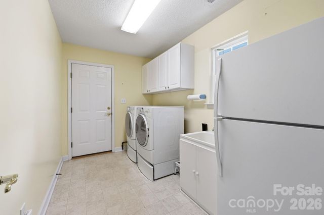 228 Oak Village Parkway, Mooresville, NC 28117